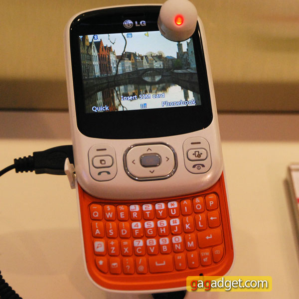 LG_C320_03.jpg