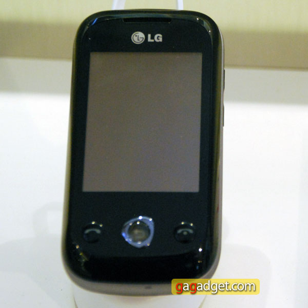 LG_C330_04.jpg
