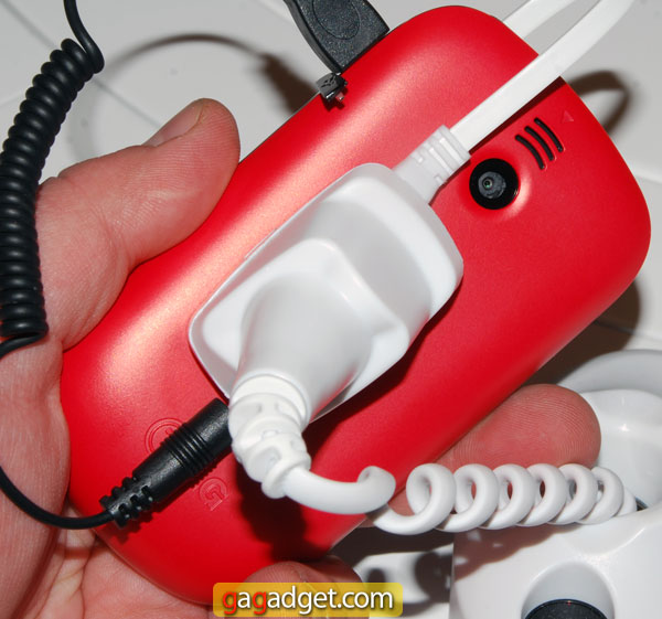 LG_T500_05.jpg