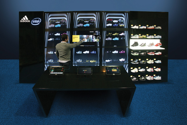 Intel04.jpg