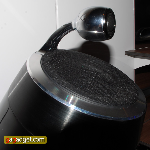 PhilipsFidelio_SoundSphere04.jpg