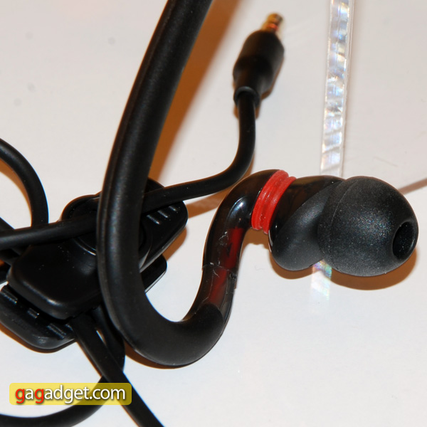 PhilipsHeadphones_11.jpg