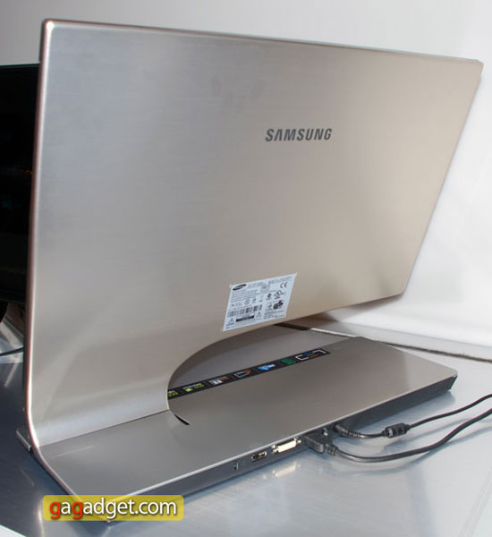 SamsungSyncMasterTA950_03.jpg