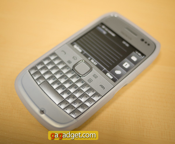 NokiaE6_08.jpg