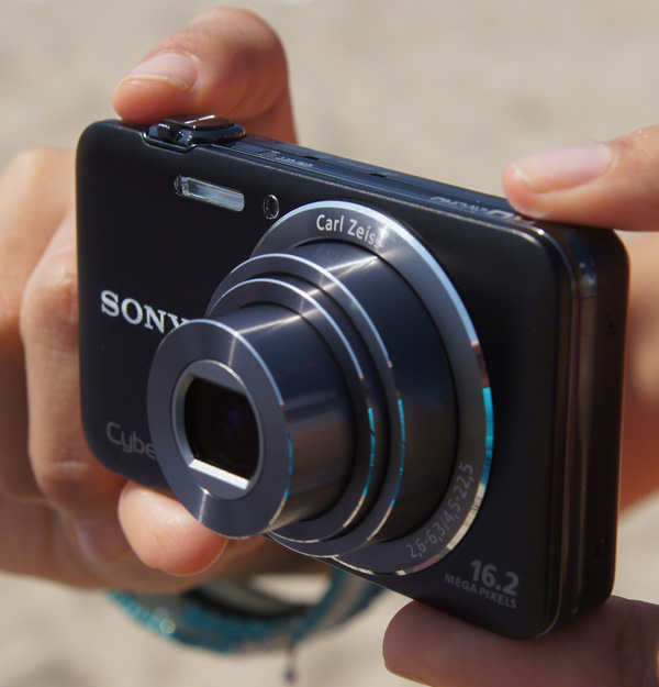 SonyWX30_04.jpg