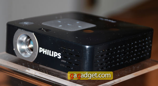 PhilipsPicoPix_P32_01.jpg