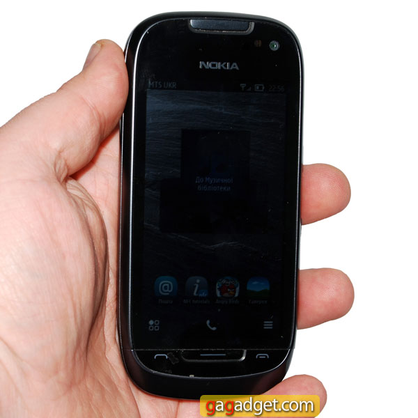 Nokia701_00.jpg