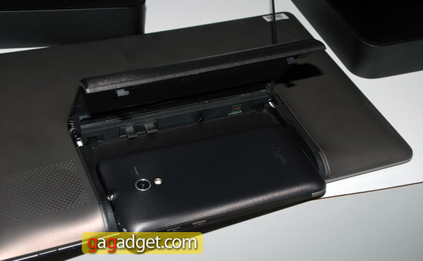 AsusPadfone06.jpg