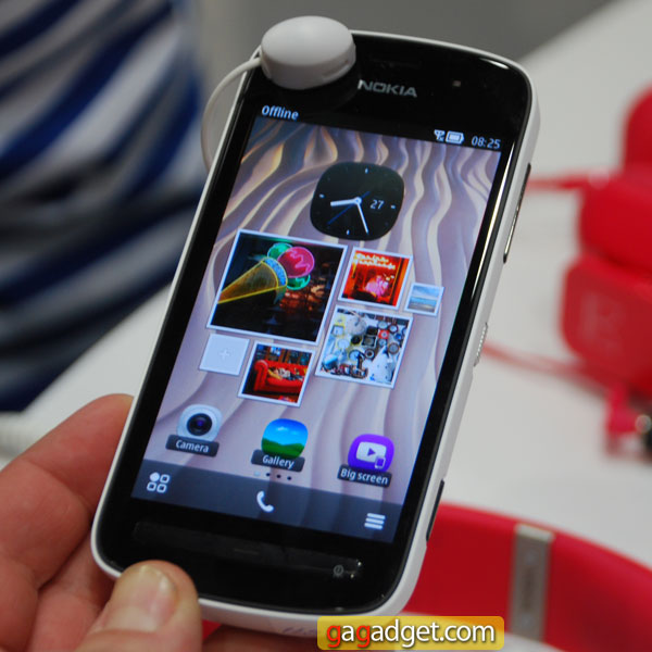 Nokia808_02.jpg