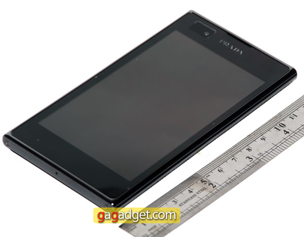 Prada_02.jpg