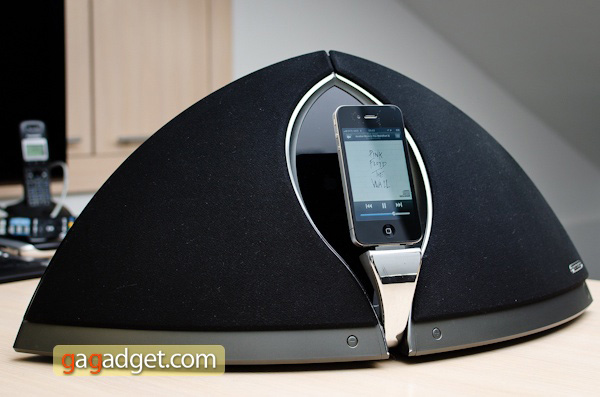 MonitorAudio_i-deck200_07.jpg
