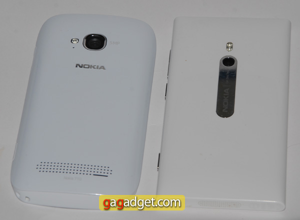 NokiaLumia800-710_02.jpg