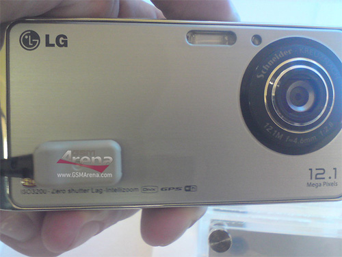 LG-GC990Louvre2.jpg