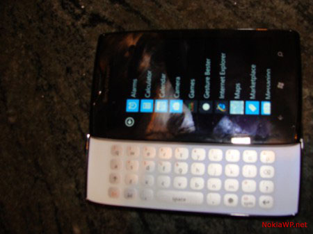 gsmarena_005.jpg
