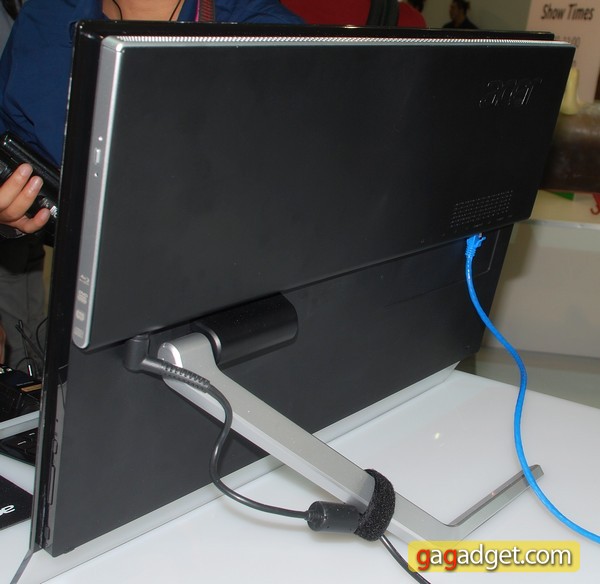 AcerAspire5600U_05.jpg