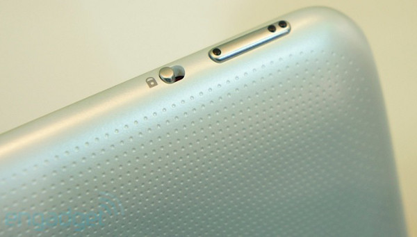 Acer_Iconia_Tab_A210_03.jpg