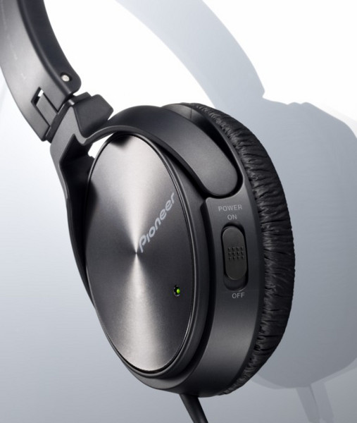 Pioneer_SE-NC21M_01.jpg