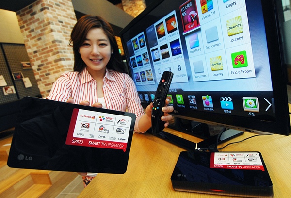 SP820_Smart_TV_2.jpg