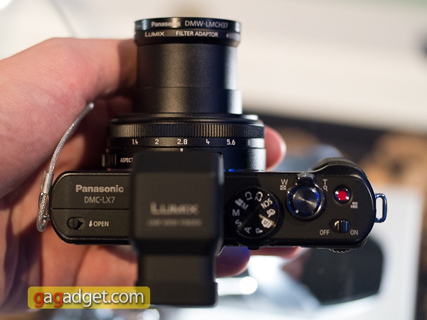 lumix-lx7-3.jpg