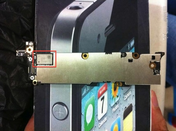 new_iphone_logic_board_2.jpeg