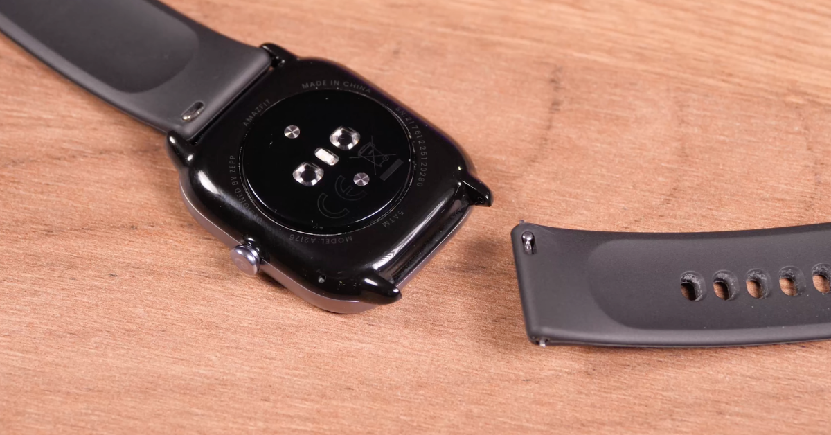AMAZFIT GTS 4 smart watch that doesn't need a phone