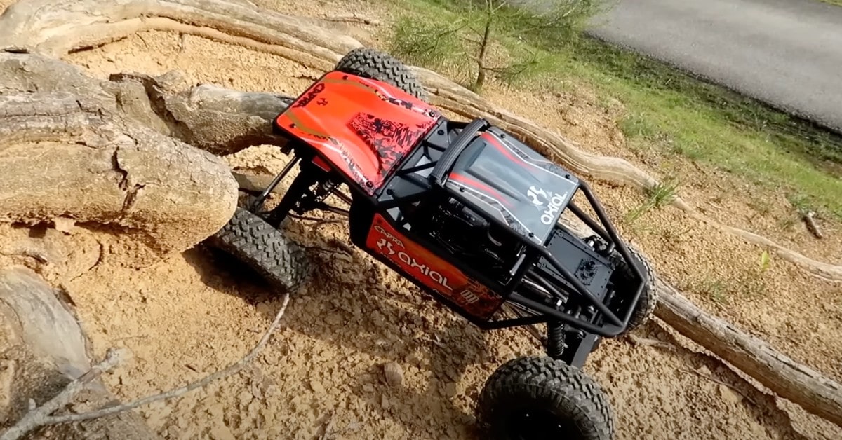 AXIAL CAPRA 1.9 Unlimited 4WD RC Rock Crawler Trail Buggy most expensive rc cars
