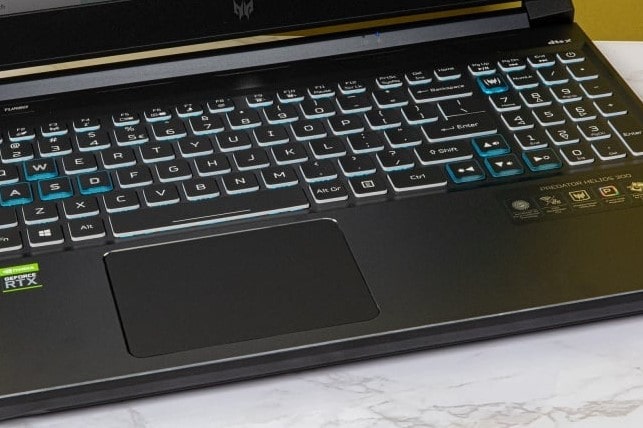 Acer Predator Helios 300 ordinateur tuning auto