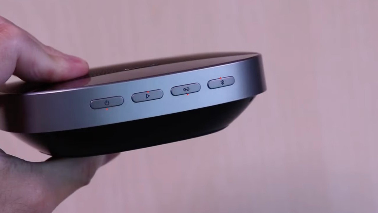 Anker PowerConf S500 microphone for conference room