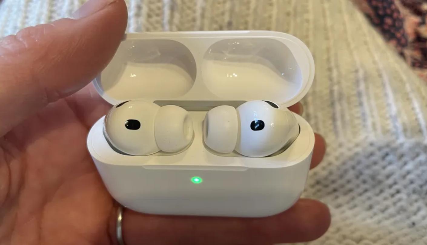 AirPods Pro 3 vs Timekettle W4 Pro