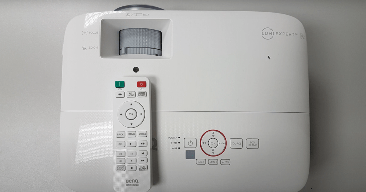 BenQ TH671ST best projector under 1000