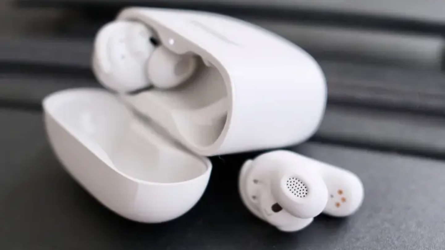 Bose QuietComfort Ultra Earbuds (2nd Gen) commuter earbuds with noise cancellation