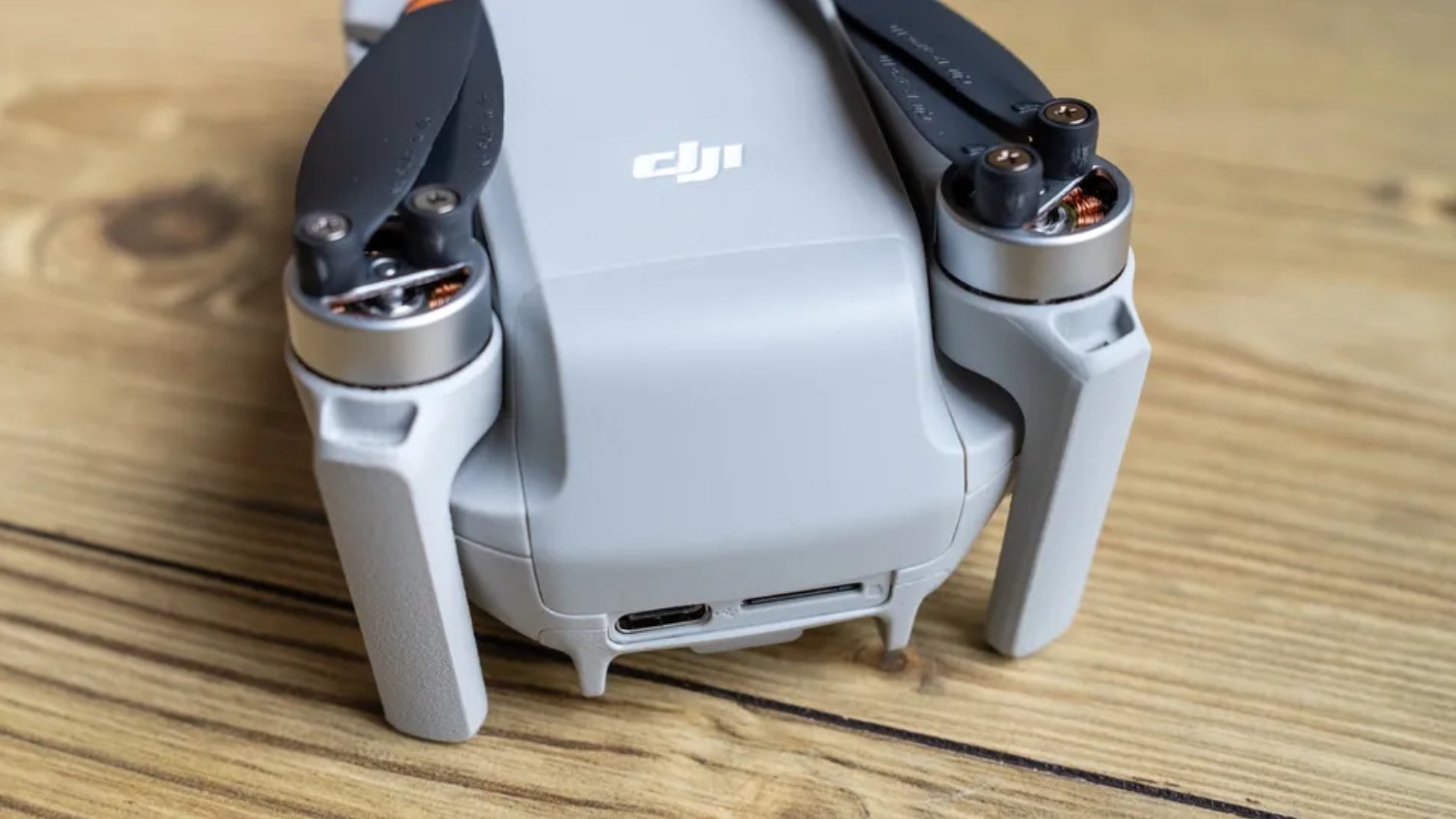 Mini 4K vs Mini 4 Pro