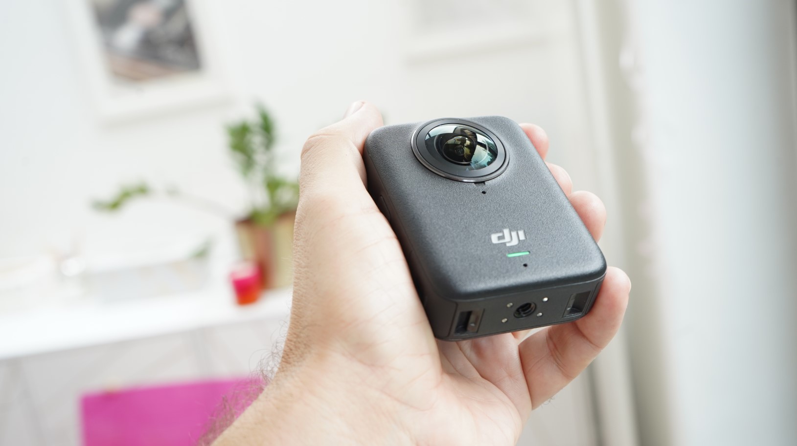 Osmo 360 contre MAX 2