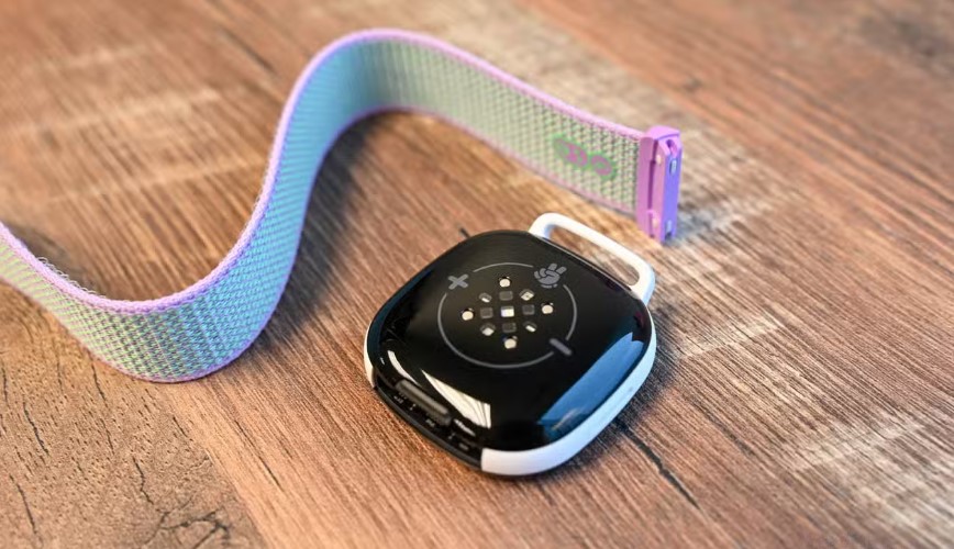 Montre intelligente de contrôle parental Fitbit Ace LTE