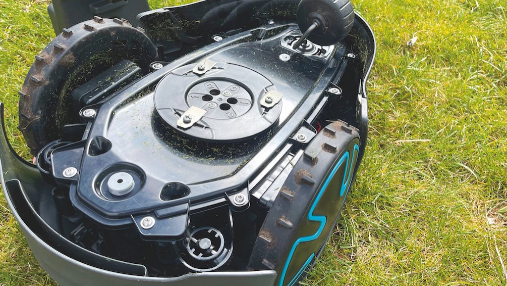 GARDENA SILENO Minimo robot de jardinage intelligent sans fil