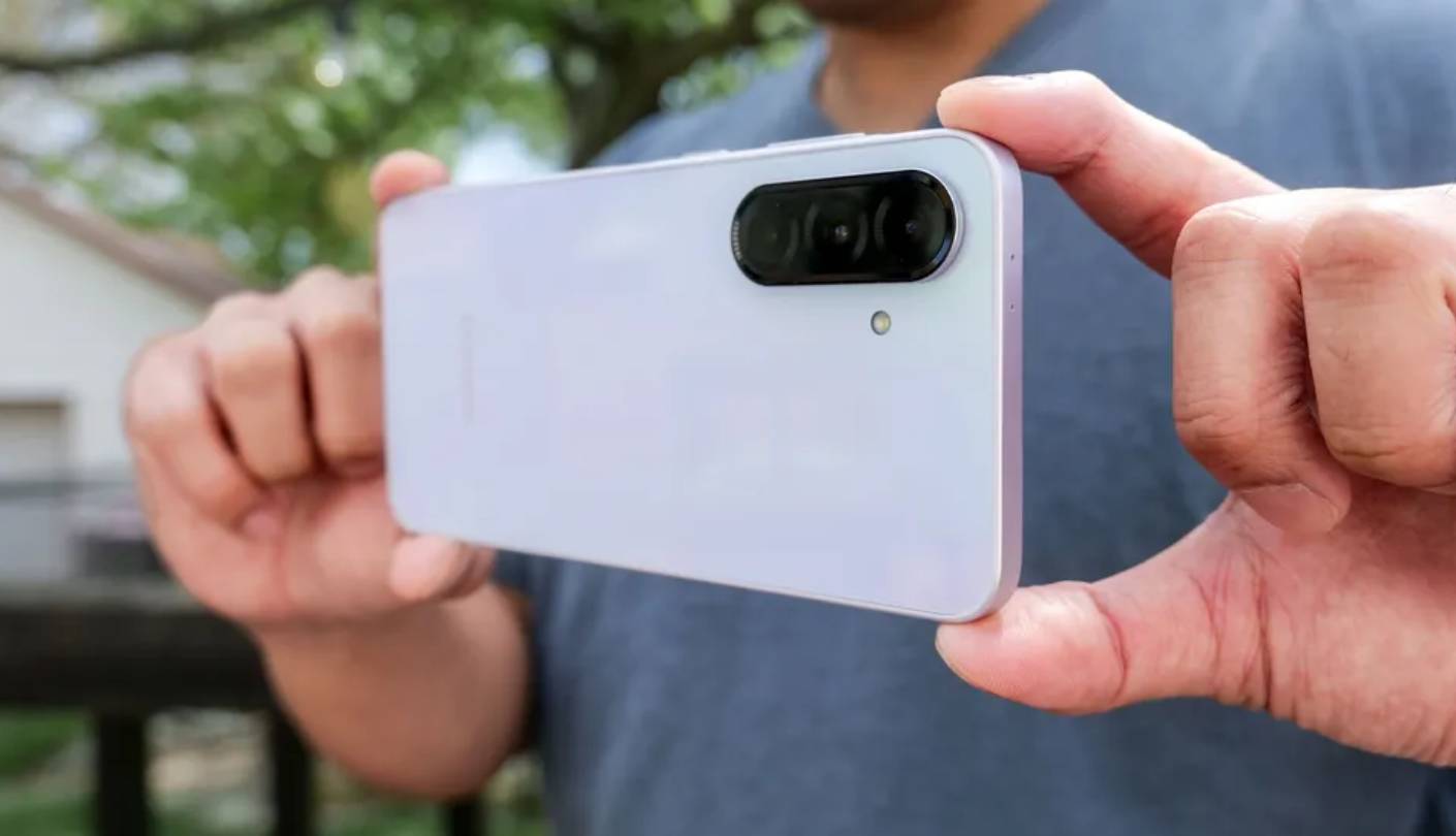 Samsung Galaxy A36 5G budget smartphone under $300