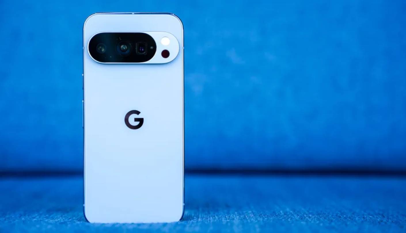 Google Pixel 10 Pro small screen flagship phone