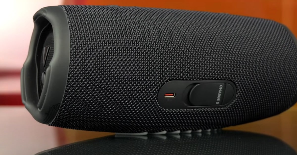 JBL CHARGE 5 best speakers for outdoor projector