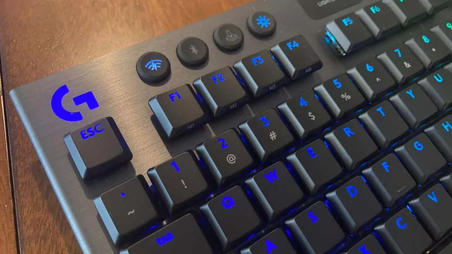 Clavier sans fil à faible latence Logitech G915 TKL