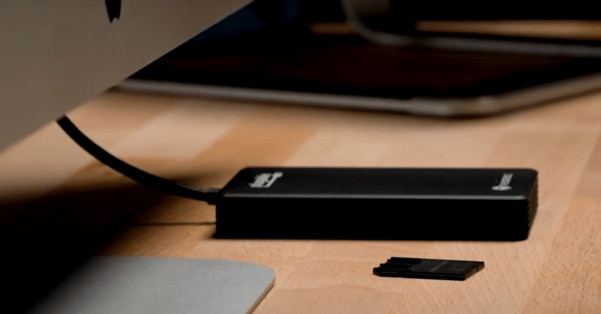 PLUGABLE NVME DRIVE fastest thunderbolt 3 external ssd