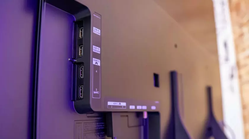 Écran de cinéma maison Samsung S90D OLED 4K