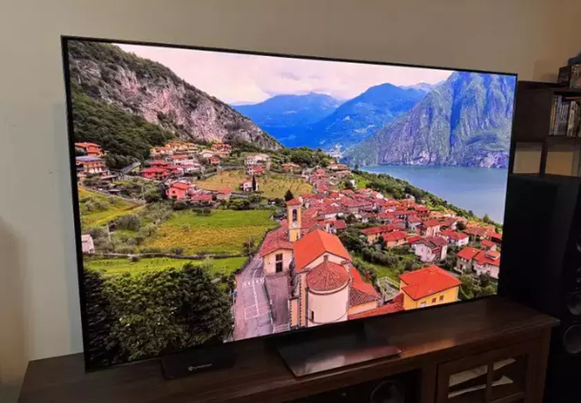 TV Samsung OLED S90F pour Netflix et le streaming
