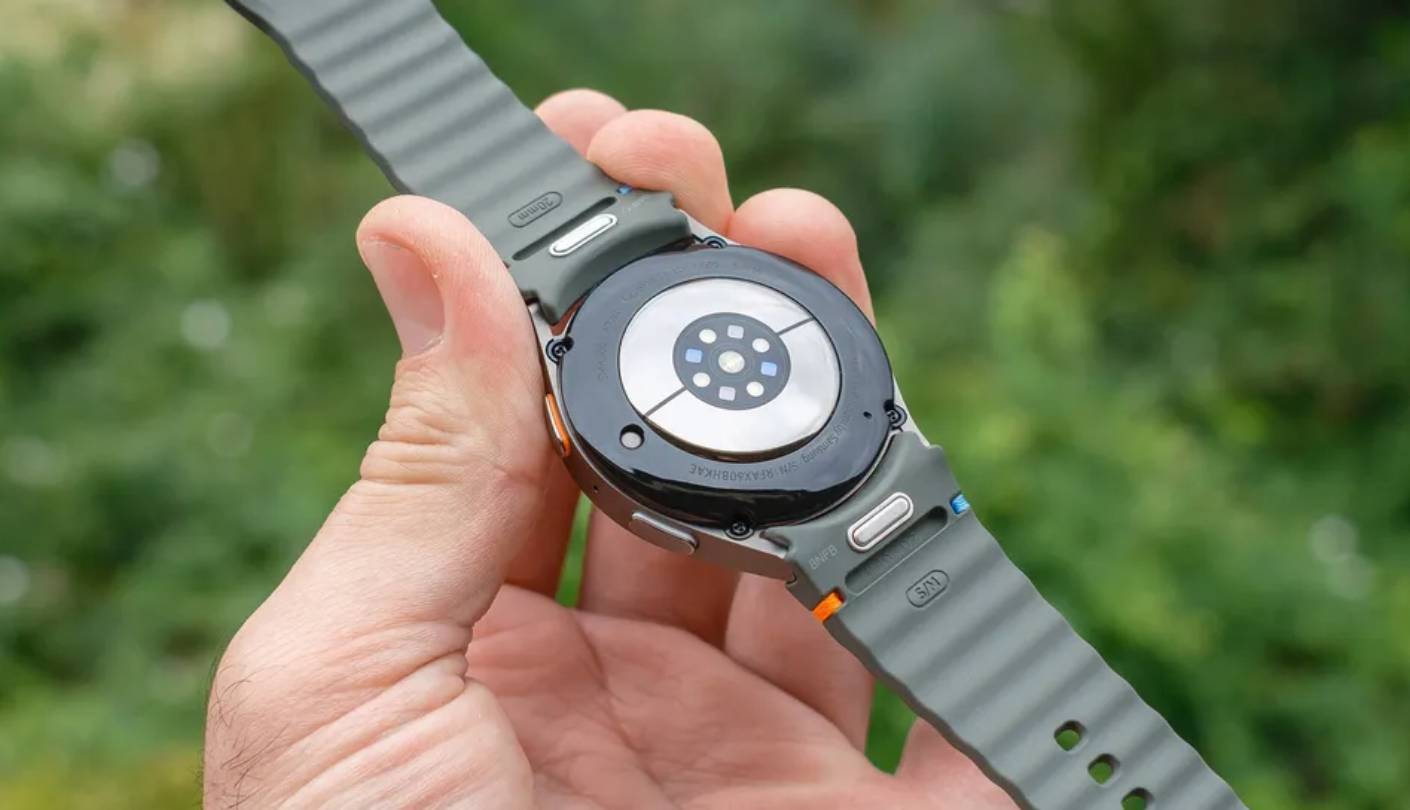 Samsung Galaxy Watch 7 affordable smartwatch