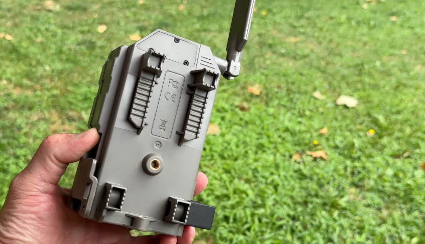 TACTACAM Reveal X 3.0 trail camera with phone app