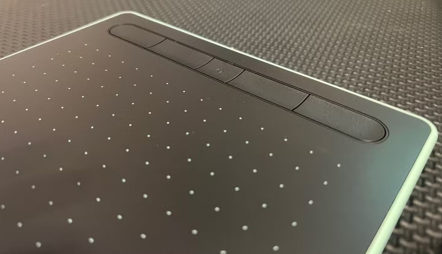 Wacom Intuos Small CTL-4100 tablet for beginners