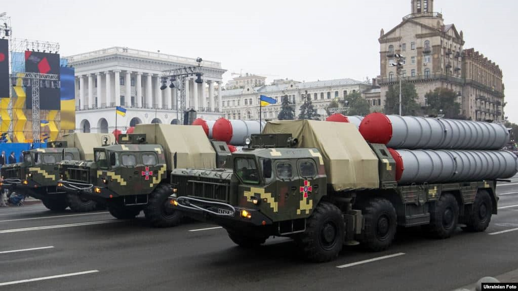 Le système de défense aérienne S-300 a détruit quatre missiles de croisière Kalibr d'une valeur de 26 millions de dollars avec une efficacité de 100 %.