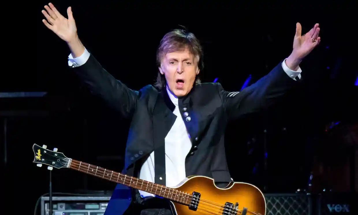 Paul McCartney précise qu'il n'y a rien d'artificiel dans la chanson des Beatles créée par l'IA
