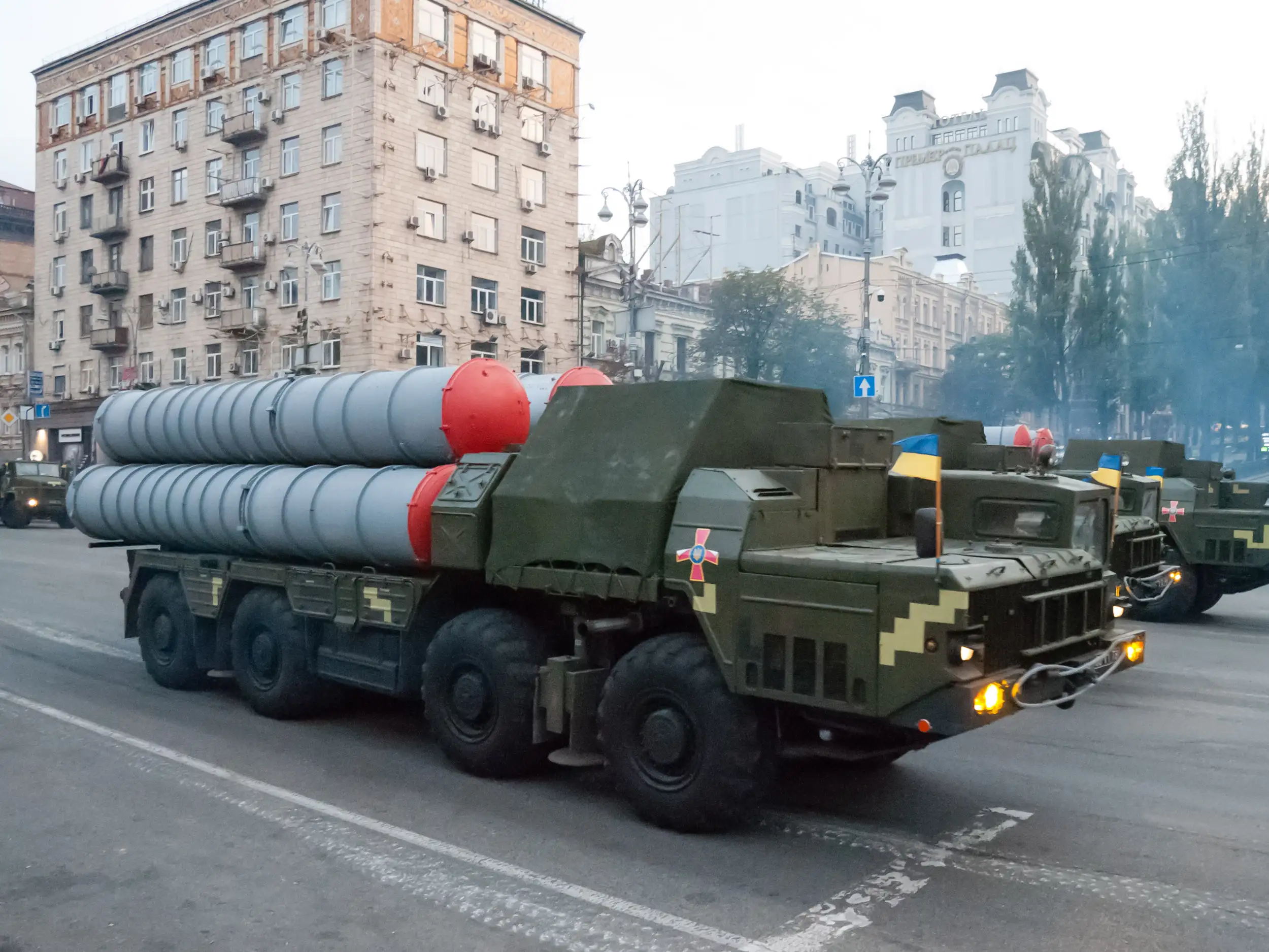 Ukrainian military showed two huge S-300 air defense systems