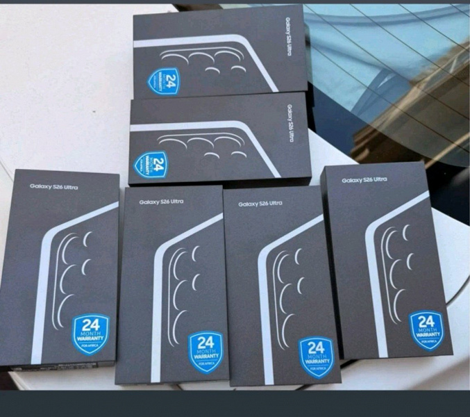 Samsung Galaxy S26 Ultra наклейка