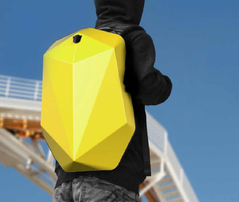 Xiaomi випустила незвичайний рюкзак Mi Bumblebee Computer Backpack у вигляді шолома Бамблби